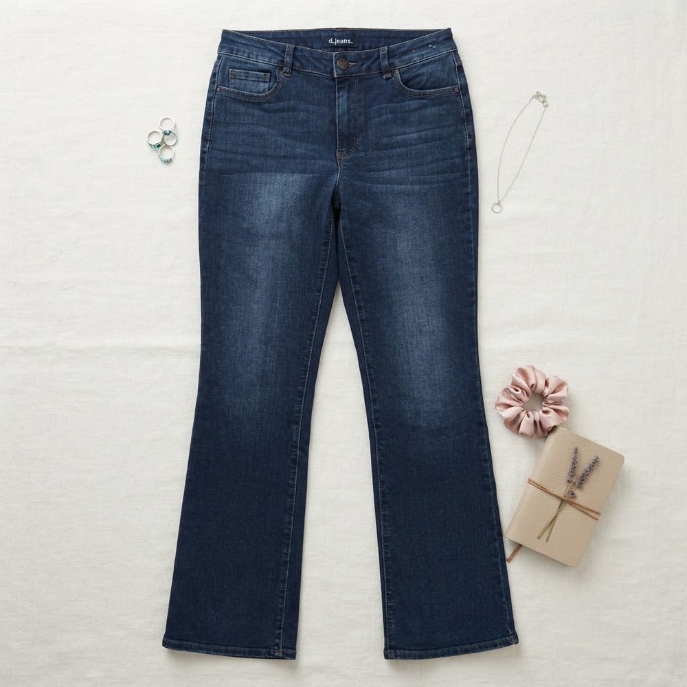D.jeans Womens Size 6 Dark Wash Bootcut Denim Stretch Jeans Repreve Blend